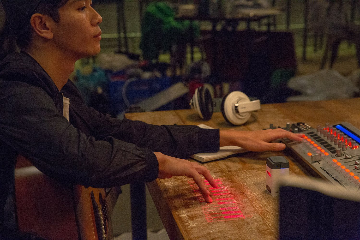 Laser Pad- Bluetooth Laser Keyboard