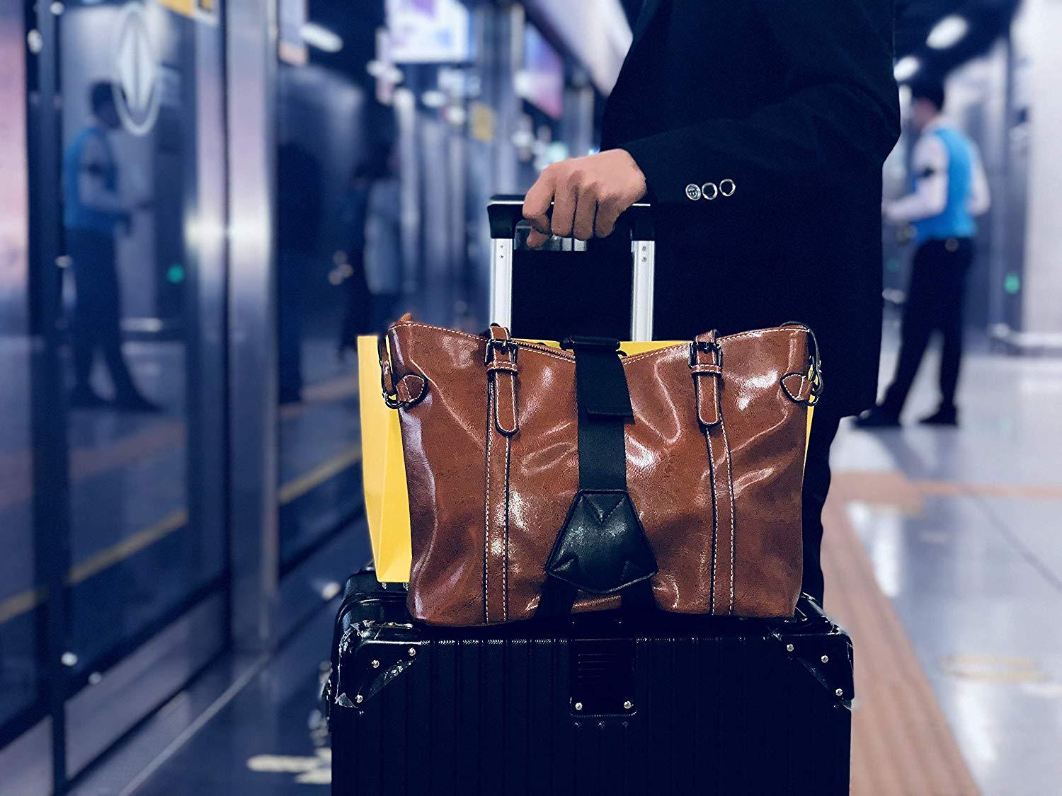 HappyTraveler - Compact Travel Organizer