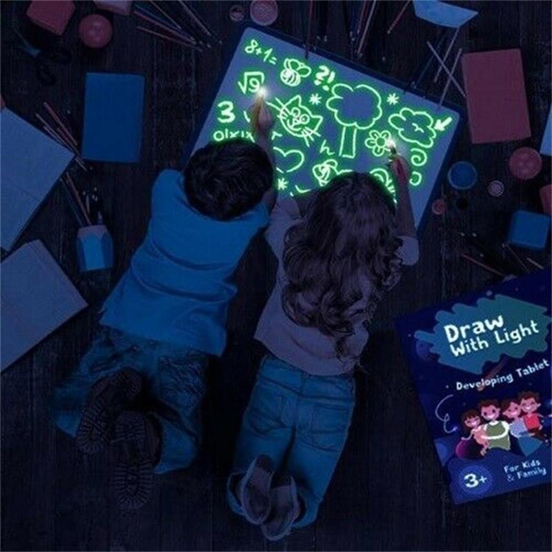 In-The-Glow- Glow-In-The-Dark Drawing Kit